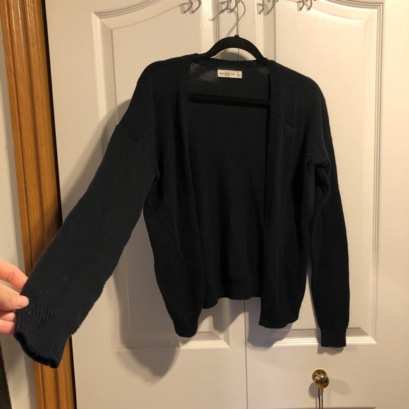 cardigan - Picture 2 of 4